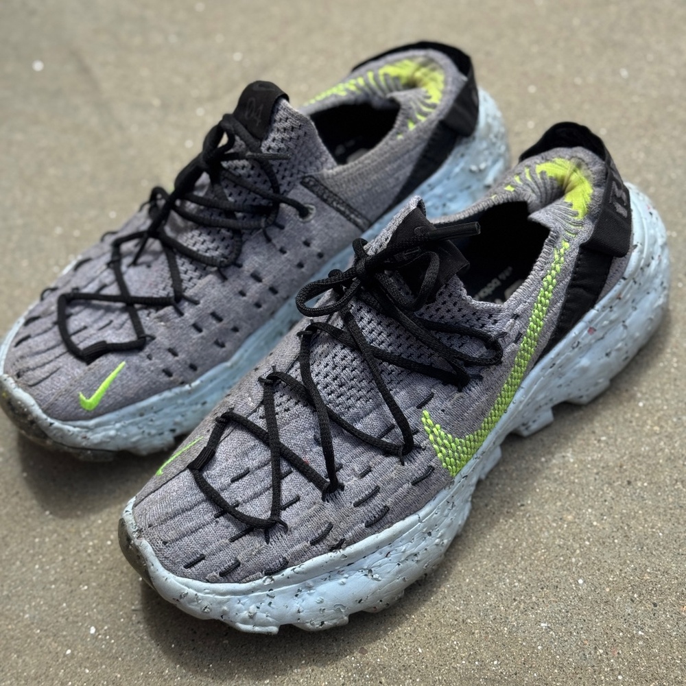 Nike 04 space hippie